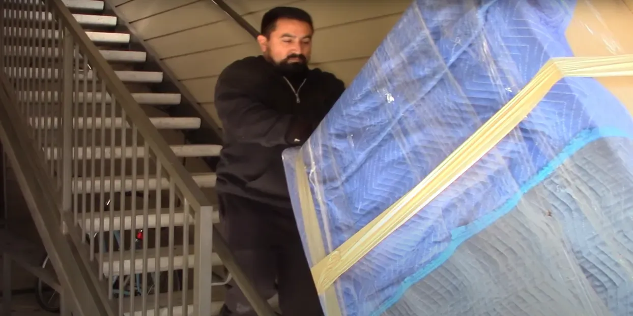 Packing delicate items